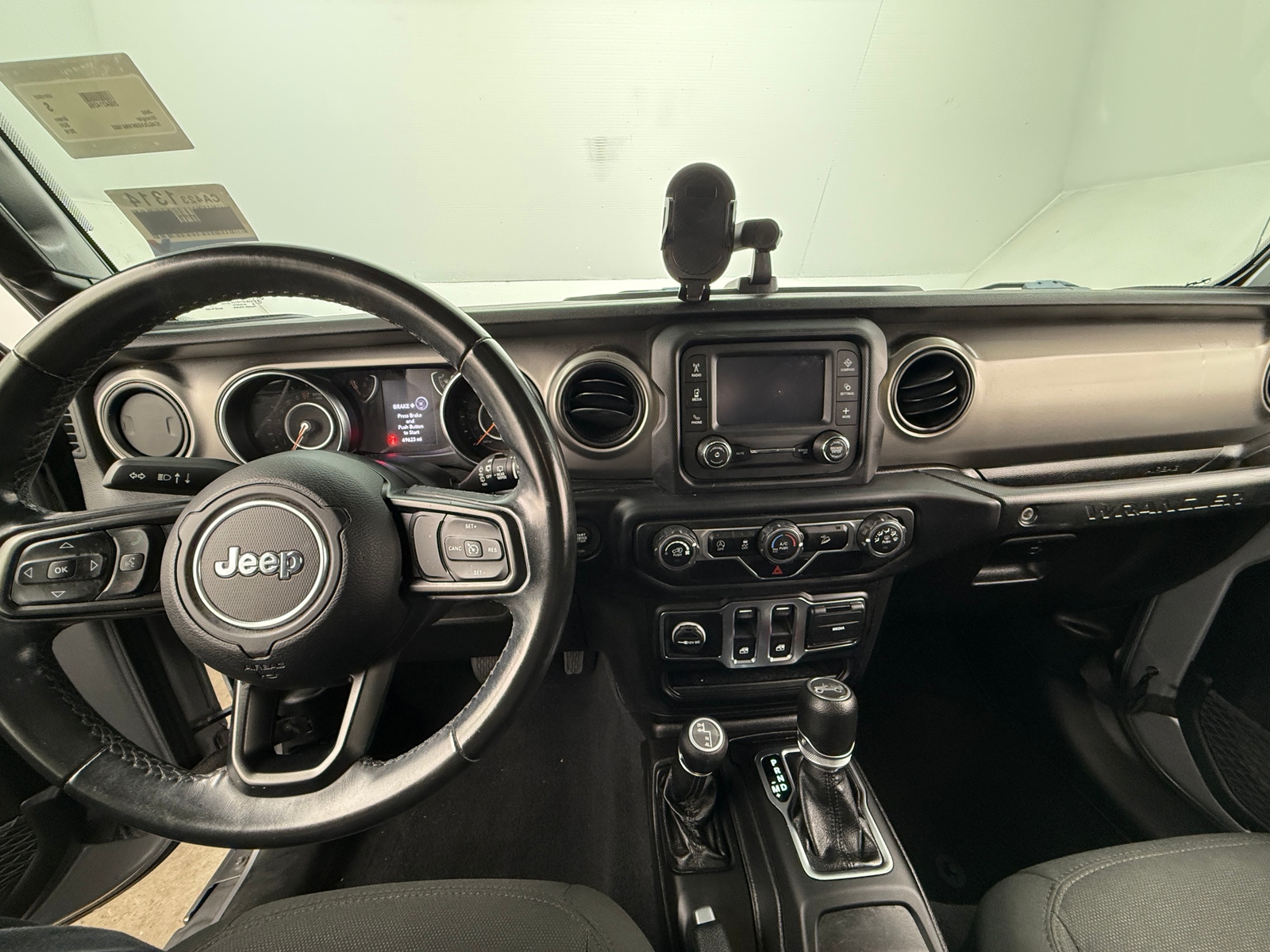 Thumbnail: 2019 Jeep Wrangler - 3