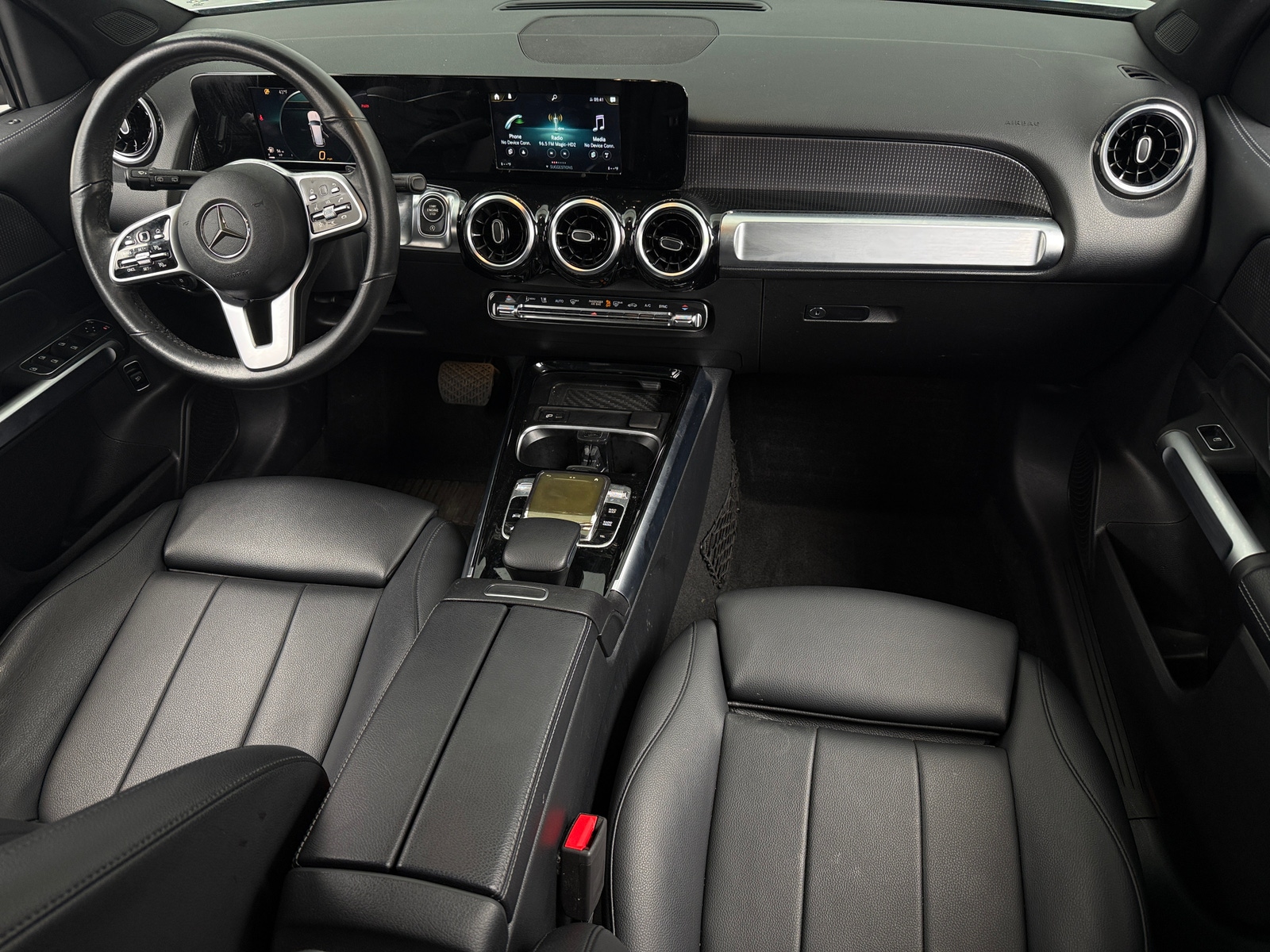 Thumbnail: 2020 Mercedes-Benz GLB - 2