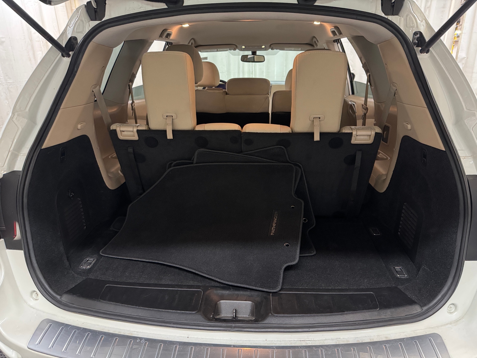 Thumbnail: 2019 Nissan Pathfinder - 7