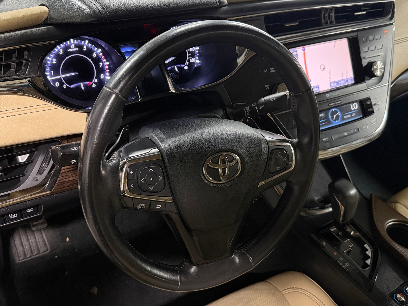 Thumbnail: 2013 Toyota Avalon - 4
