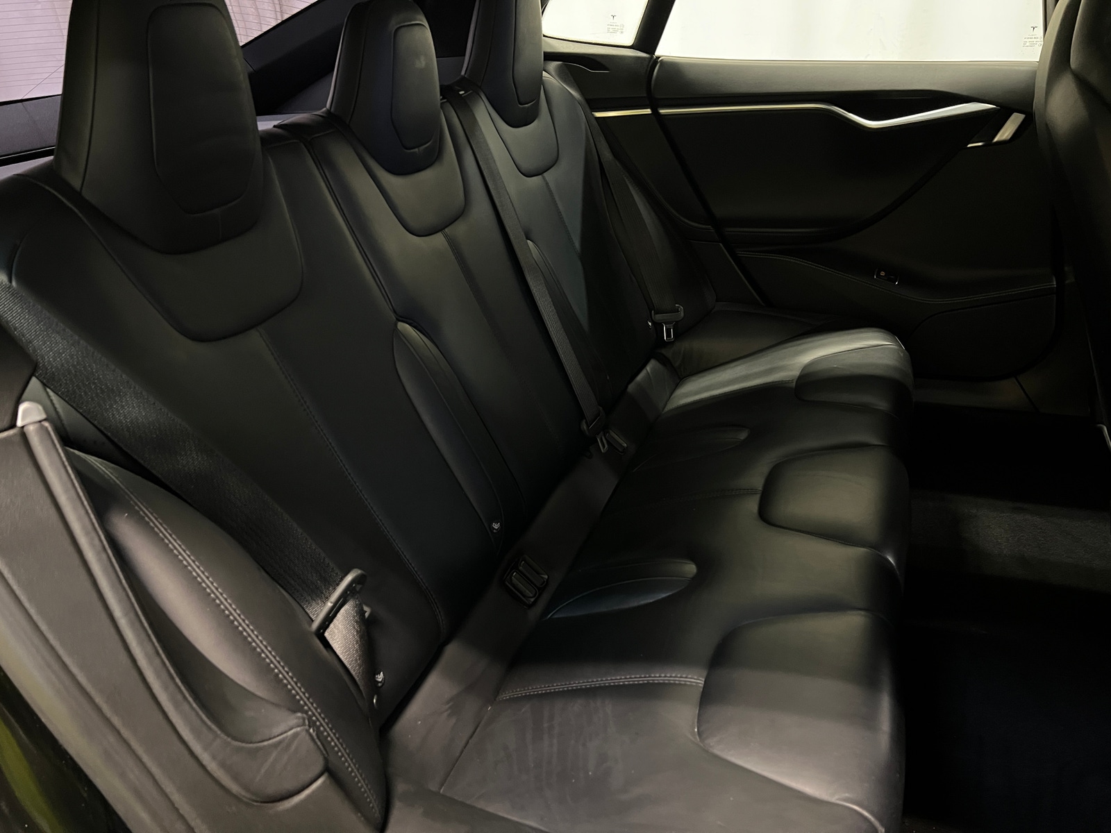 Thumbnail: 2015 Tesla Model S - 5