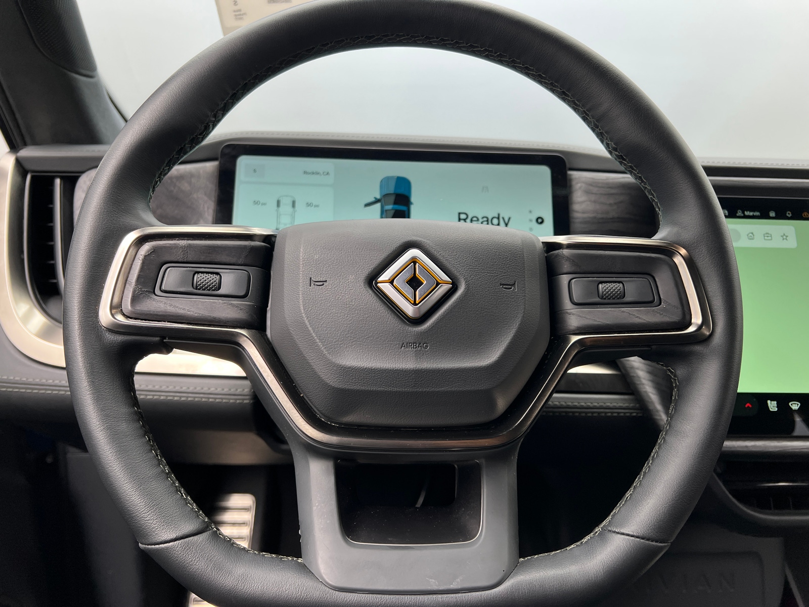 Thumbnail: 2022 Rivian R1T - 4