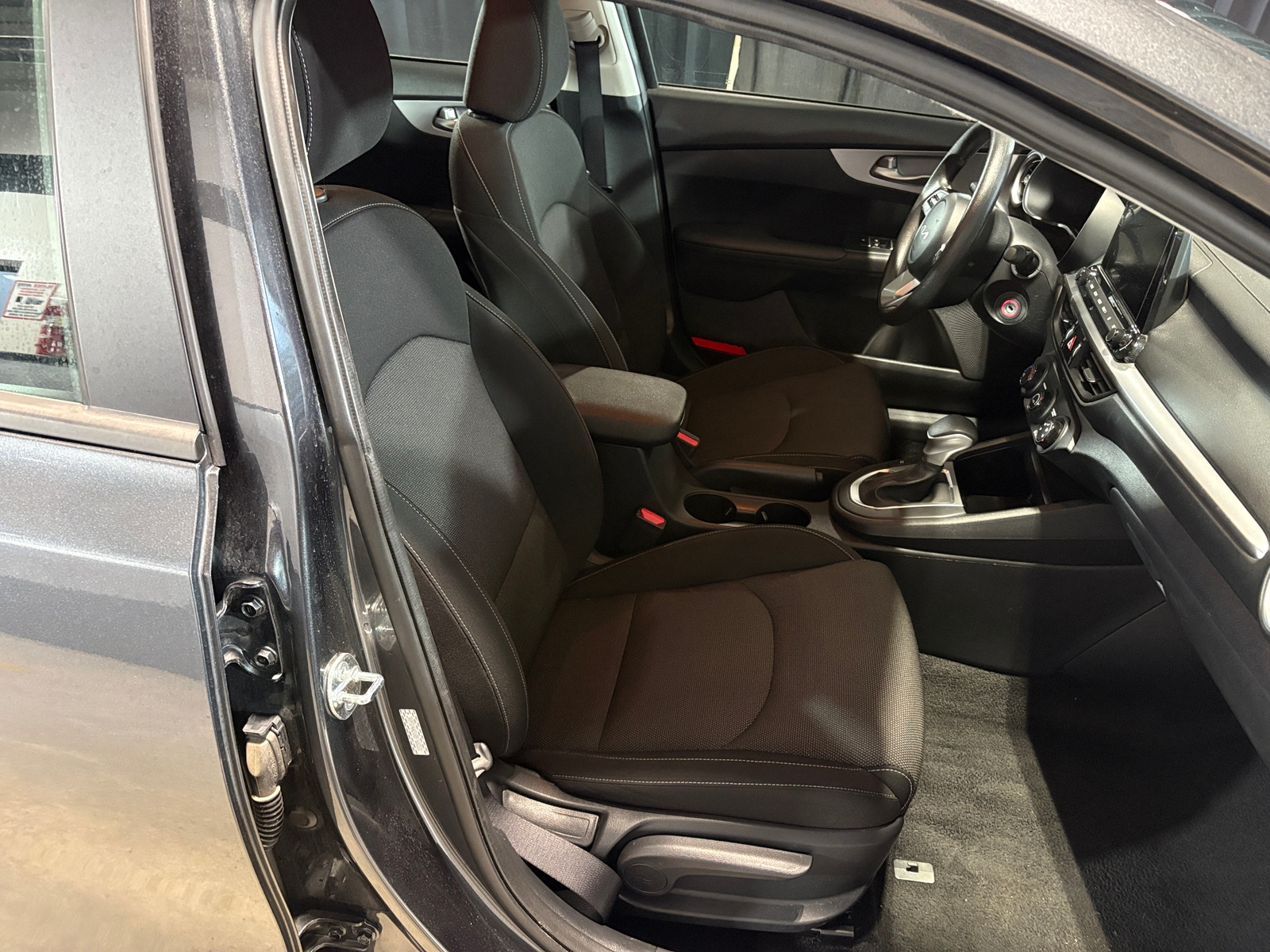 Thumbnail: 2024 Kia Forte - 2