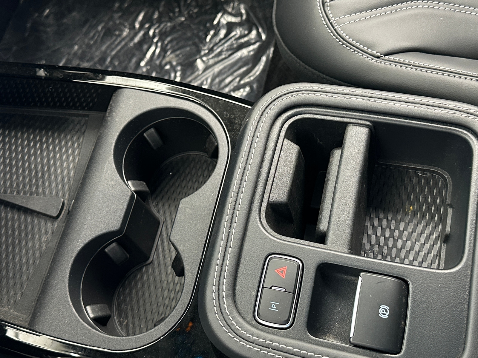 Thumbnail: 2025 Ford Mustang Mach-E - 4