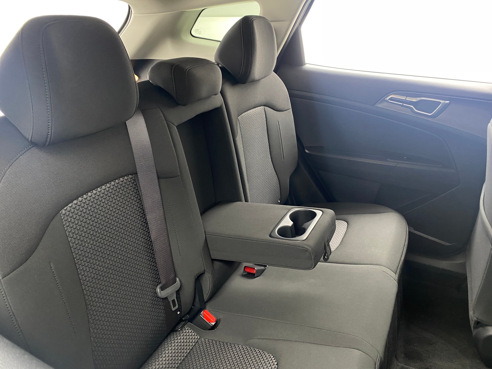 Thumbnail: 2025 Kia Sportage - 6