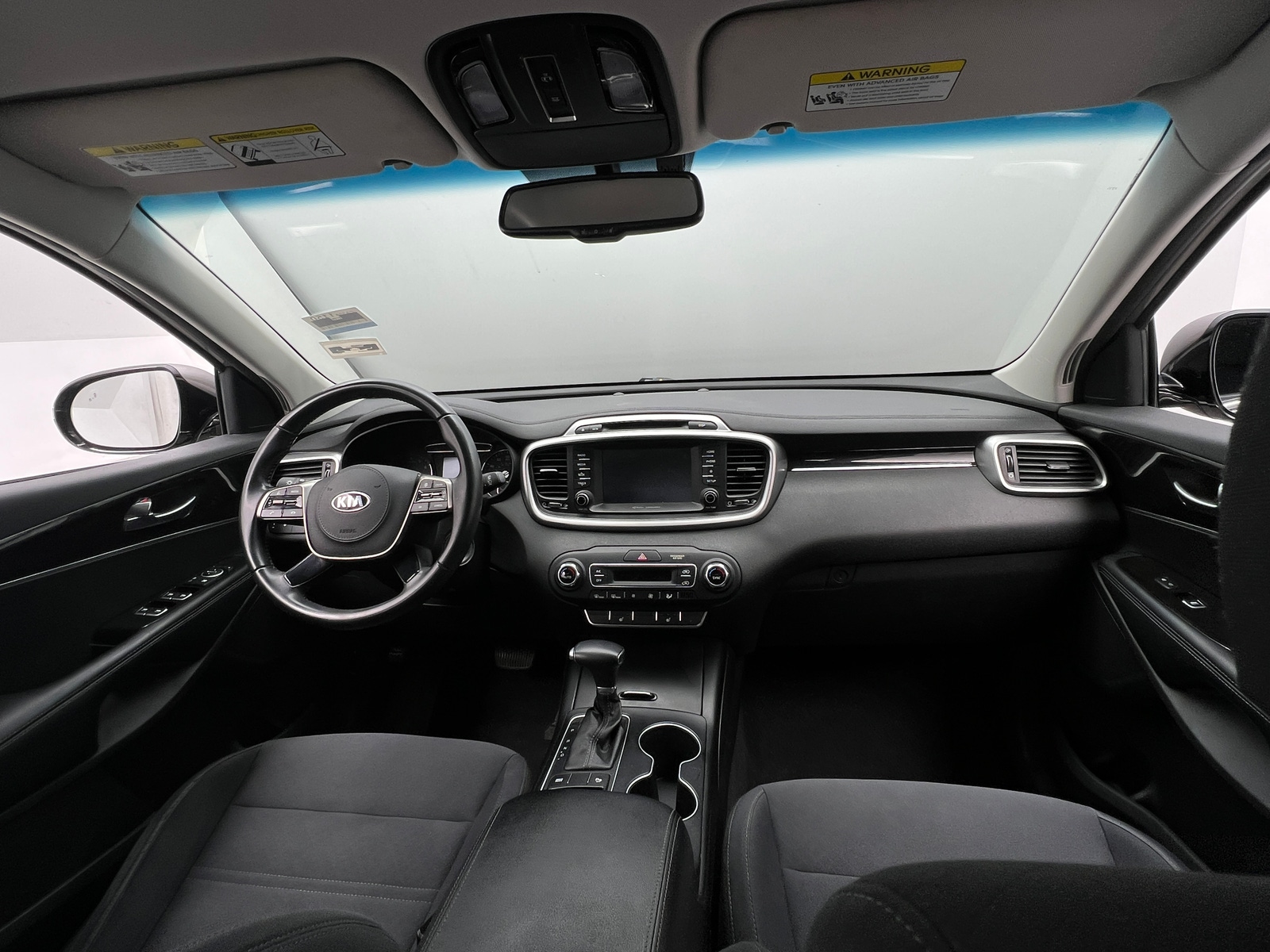 Thumbnail: 2019 Kia Sorento - 3