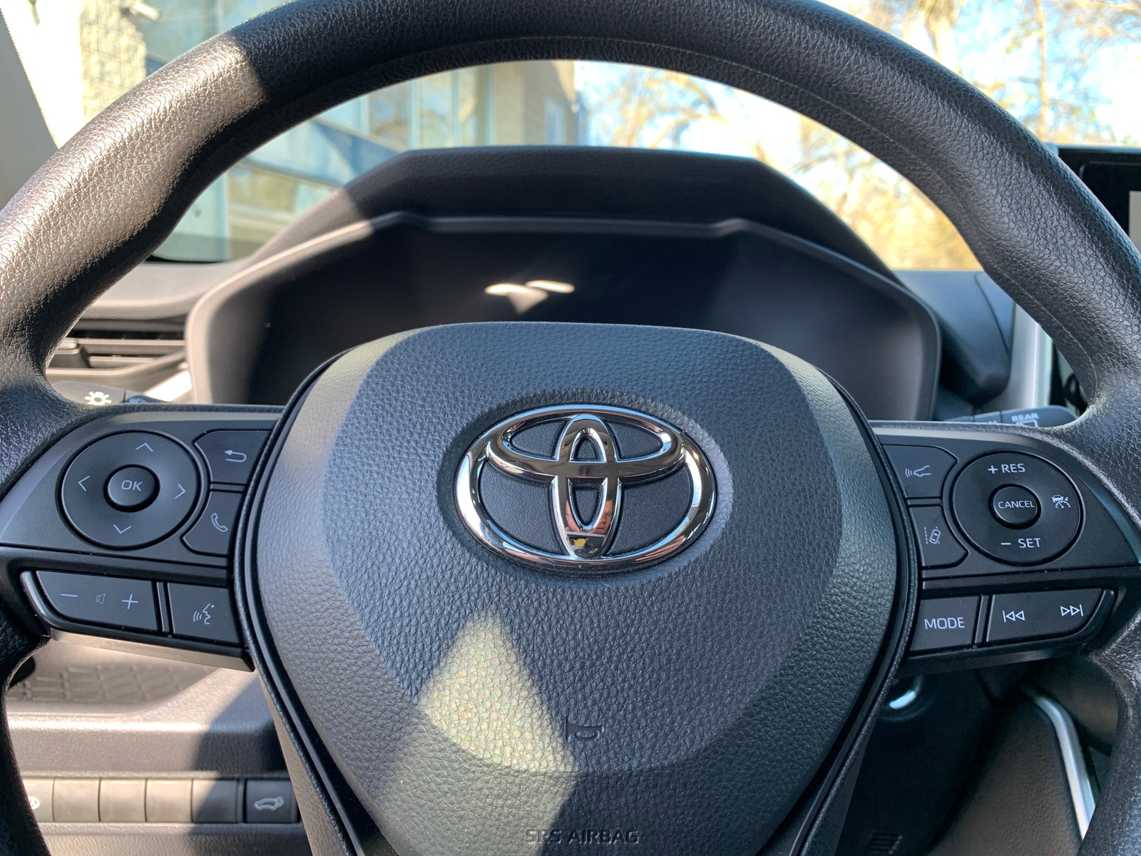 Thumbnail: 2025 Toyota RAV4 - 5