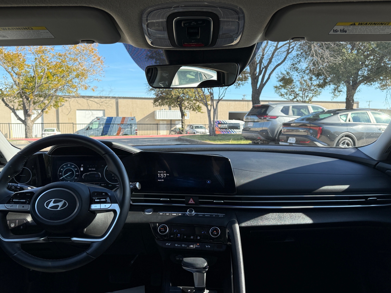 Thumbnail: 2025 Hyundai Elantra - 3