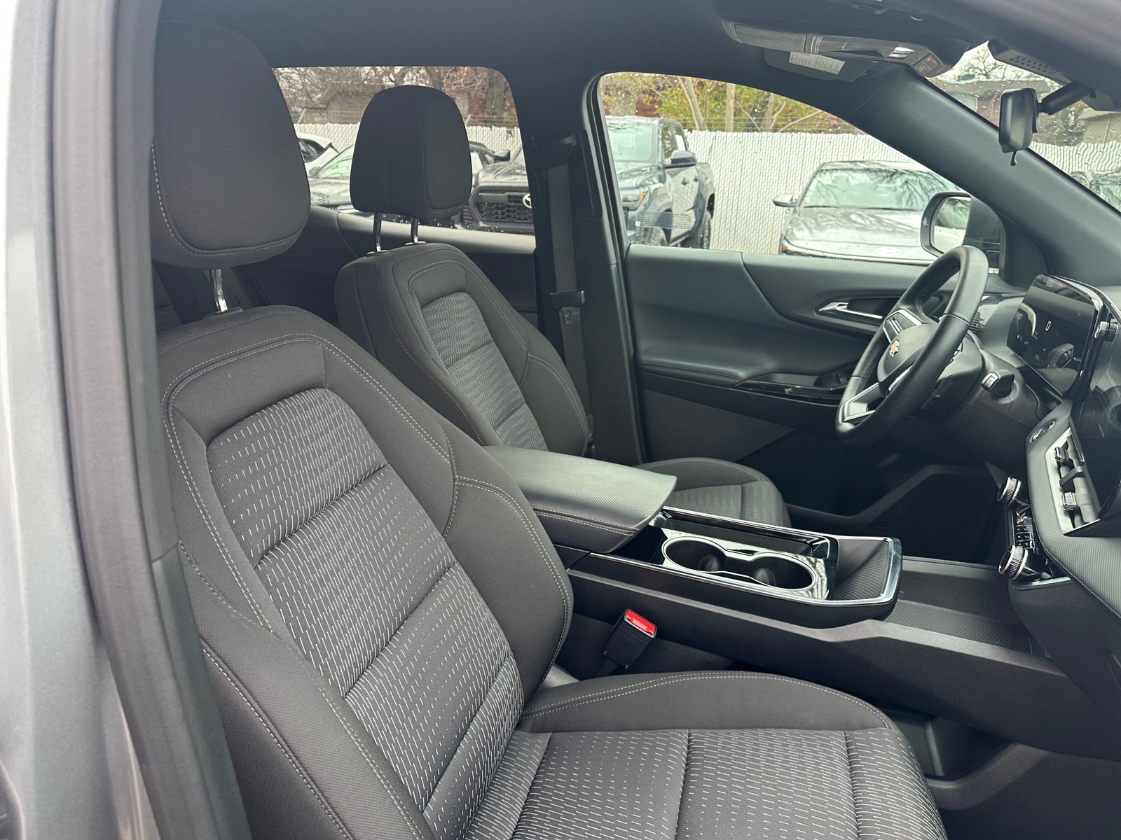 Thumbnail: 2025 Chevrolet Equinox - 2