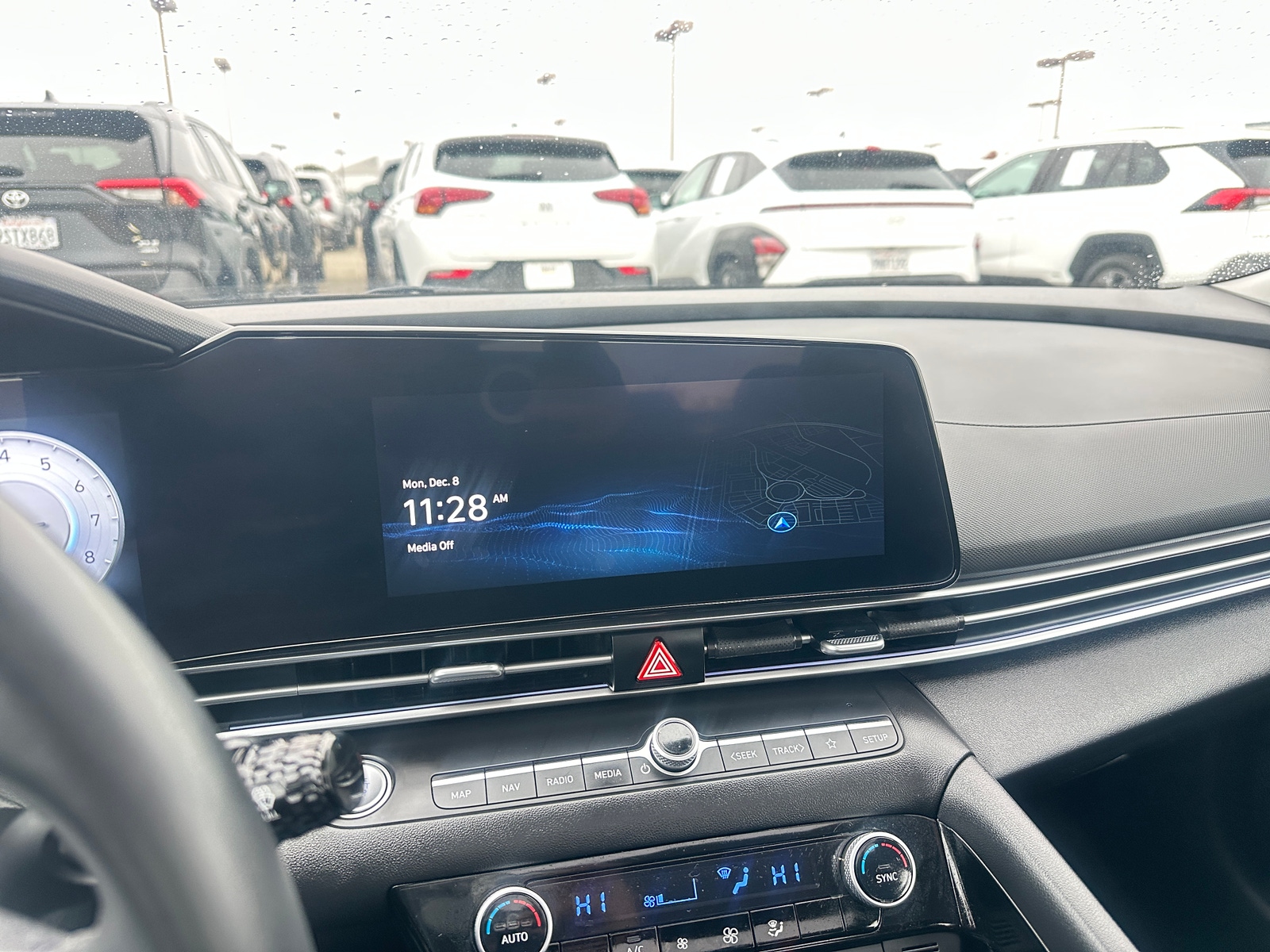 Thumbnail: 2025 Hyundai Elantra - 4