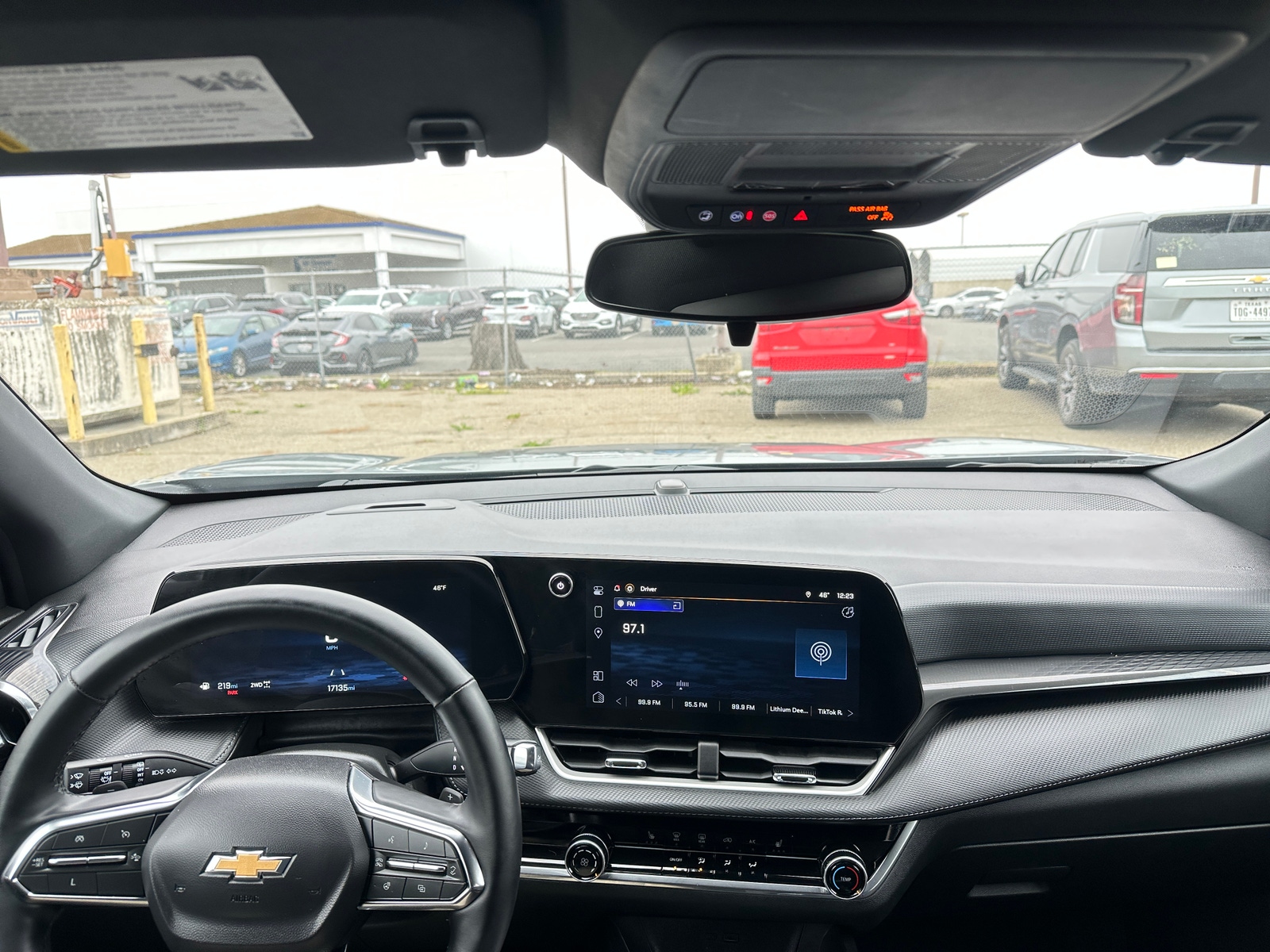 Thumbnail: 2025 Chevrolet Equinox - 3