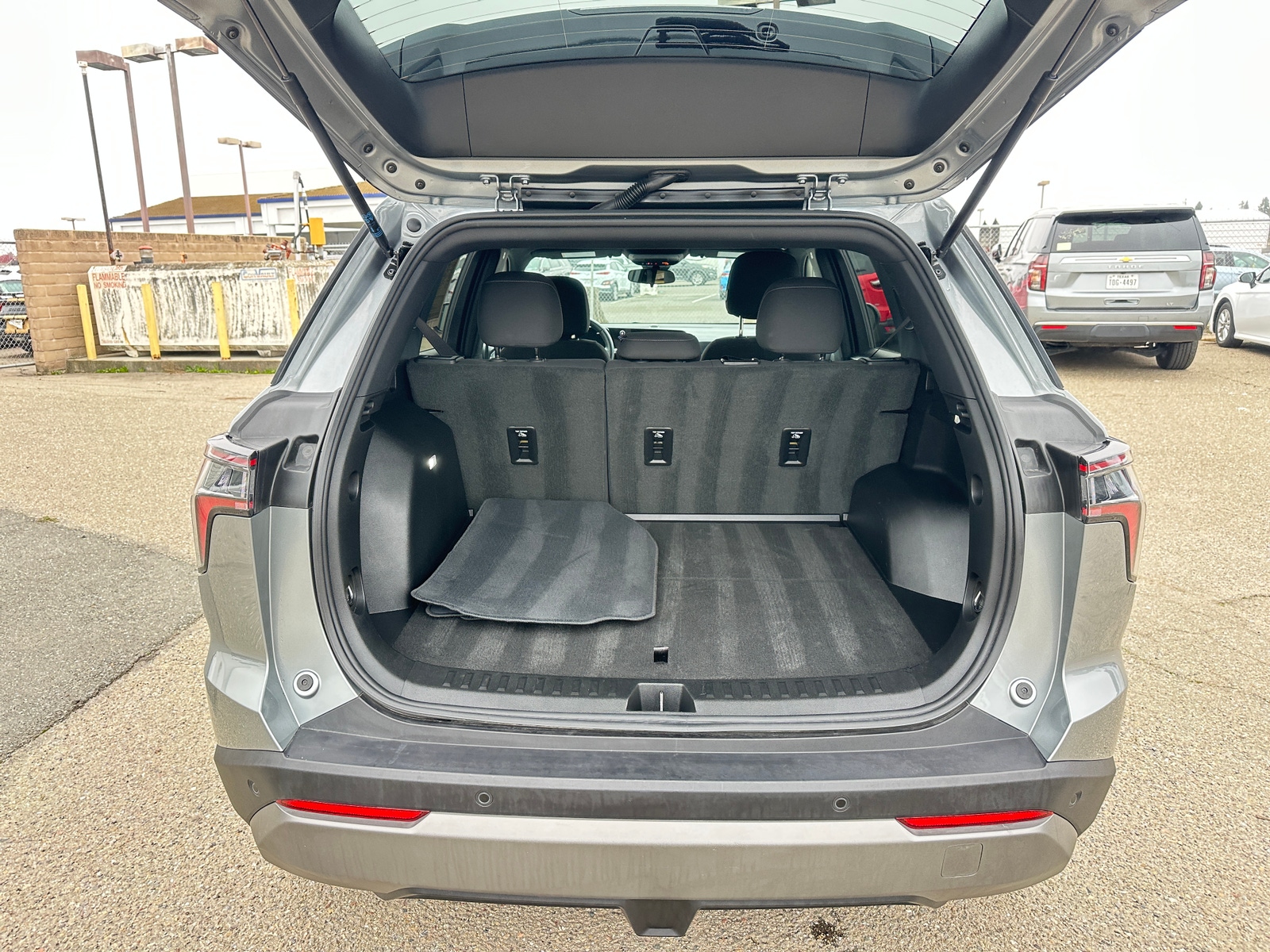 Thumbnail: 2025 Chevrolet Equinox - 6