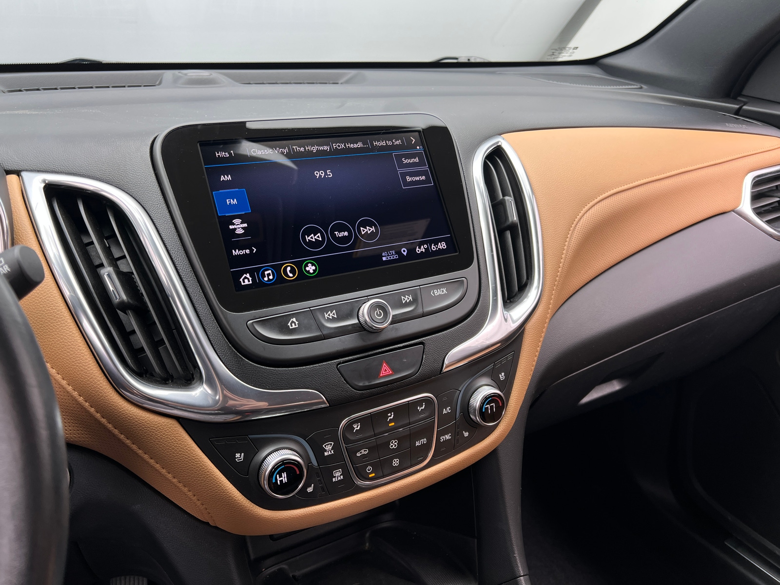 Thumbnail: 2020 Chevrolet Equinox - 3