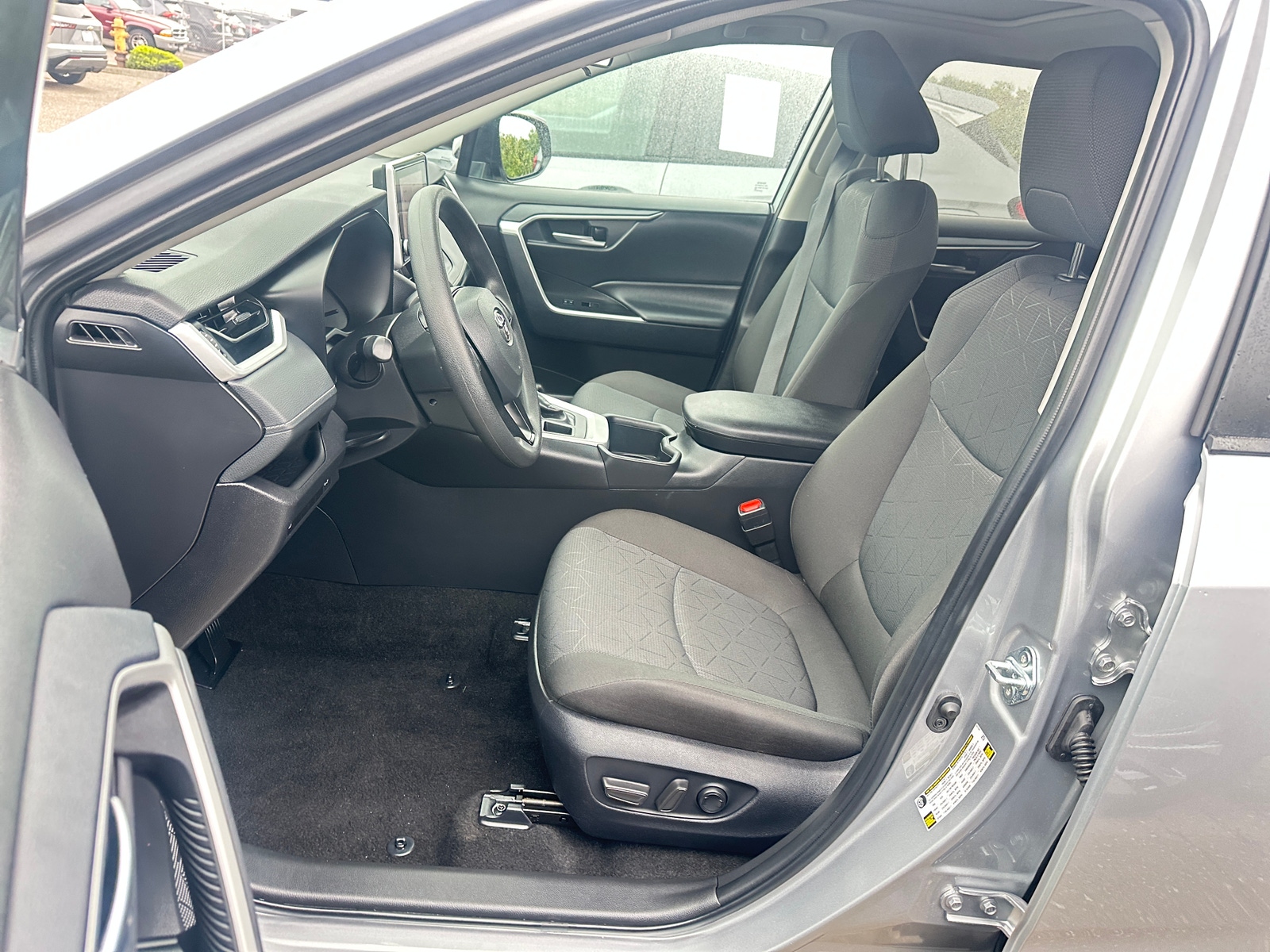 Thumbnail: 2025 Toyota RAV4 - 2