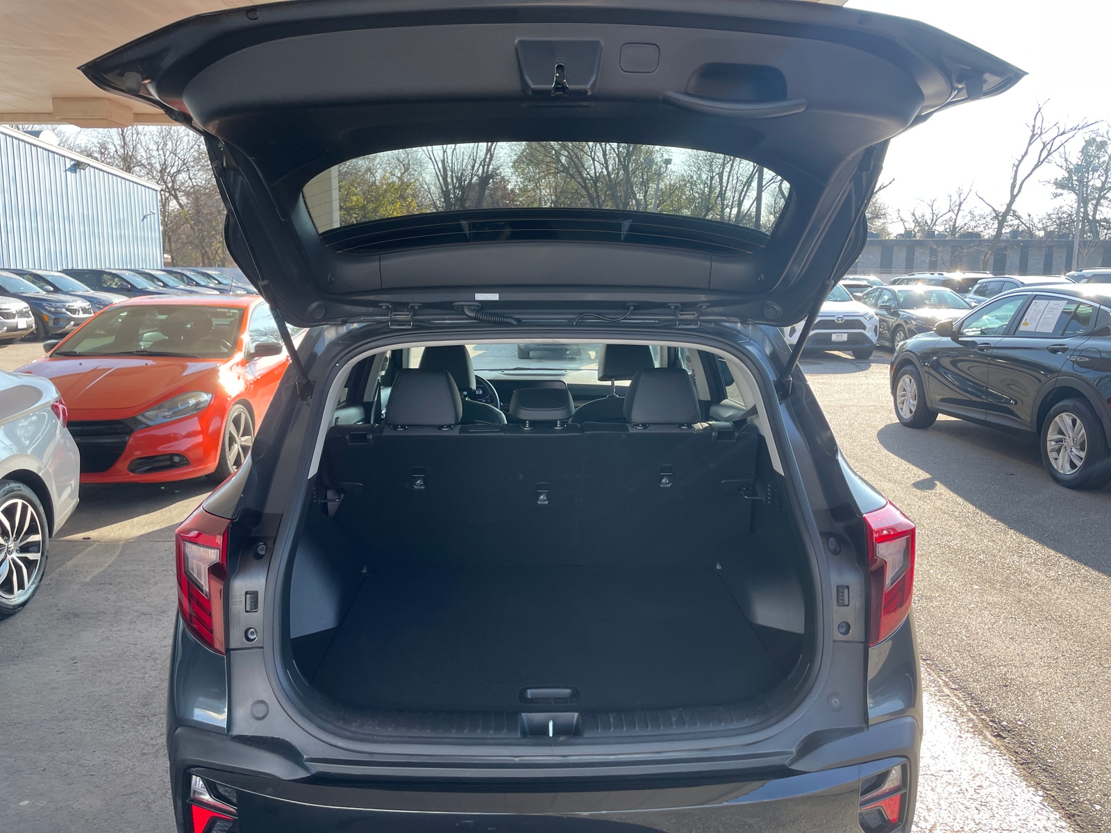 Thumbnail: 2025 Kia Seltos - 6