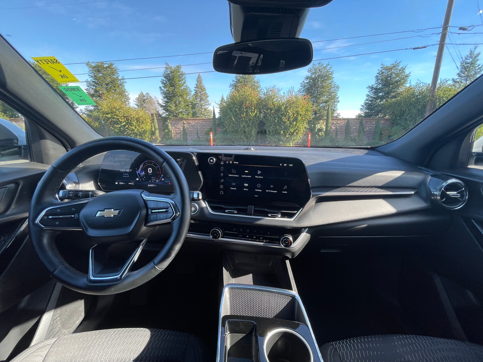 Thumbnail: 2025 Chevrolet Equinox - 3