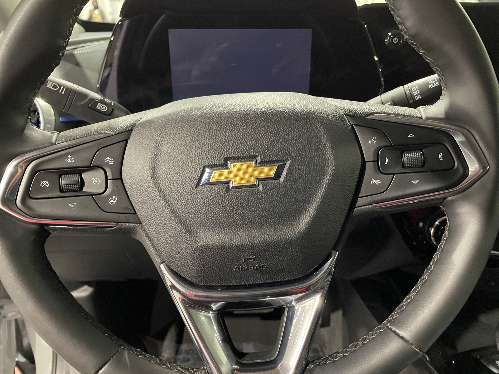 Thumbnail: 2025 Chevrolet Trax - 5