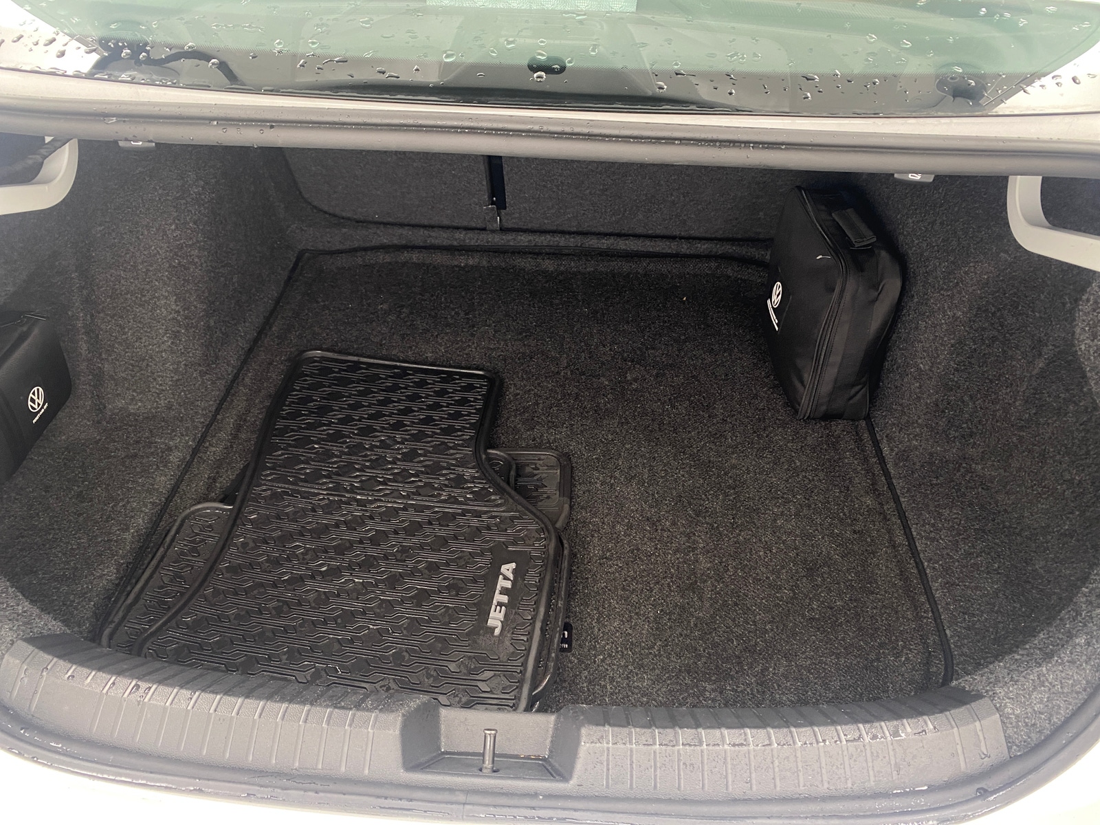 Thumbnail: 2023 Volkswagen Jetta - 6