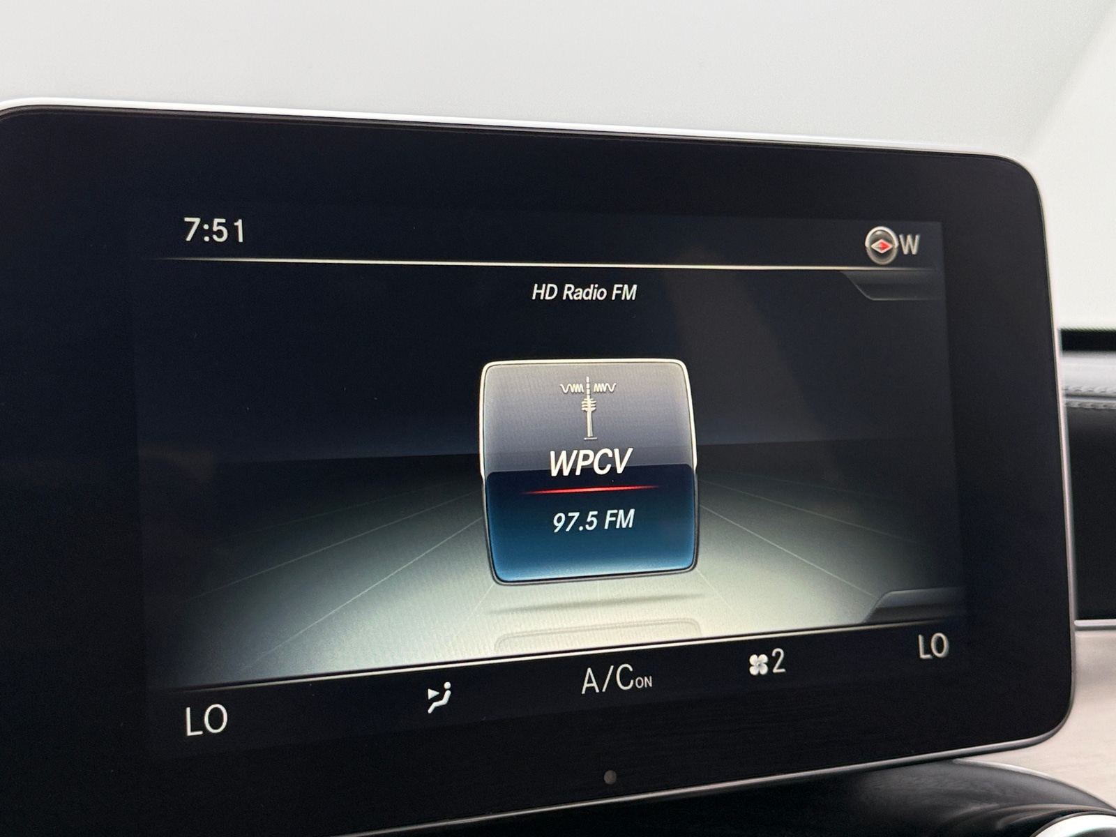 Thumbnail: 2018 Mercedes-Benz GLC - 3