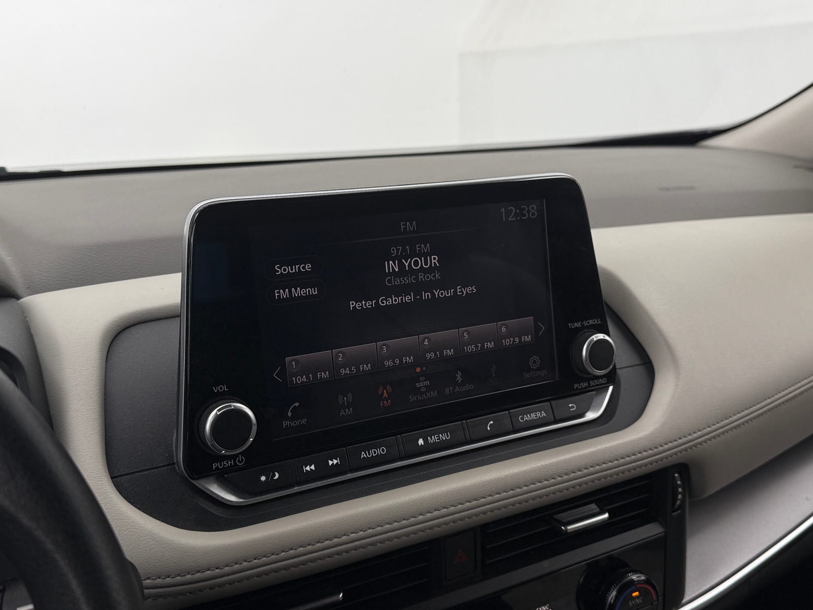 Thumbnail: 2023 Nissan Rogue - 4