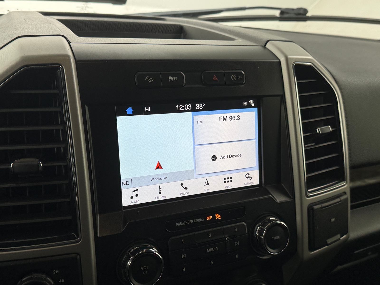 Thumbnail: 2019 Ford Econoline - 3