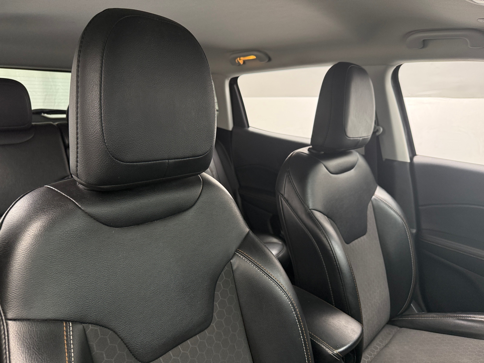 Thumbnail: 2020 Jeep Compass - 2