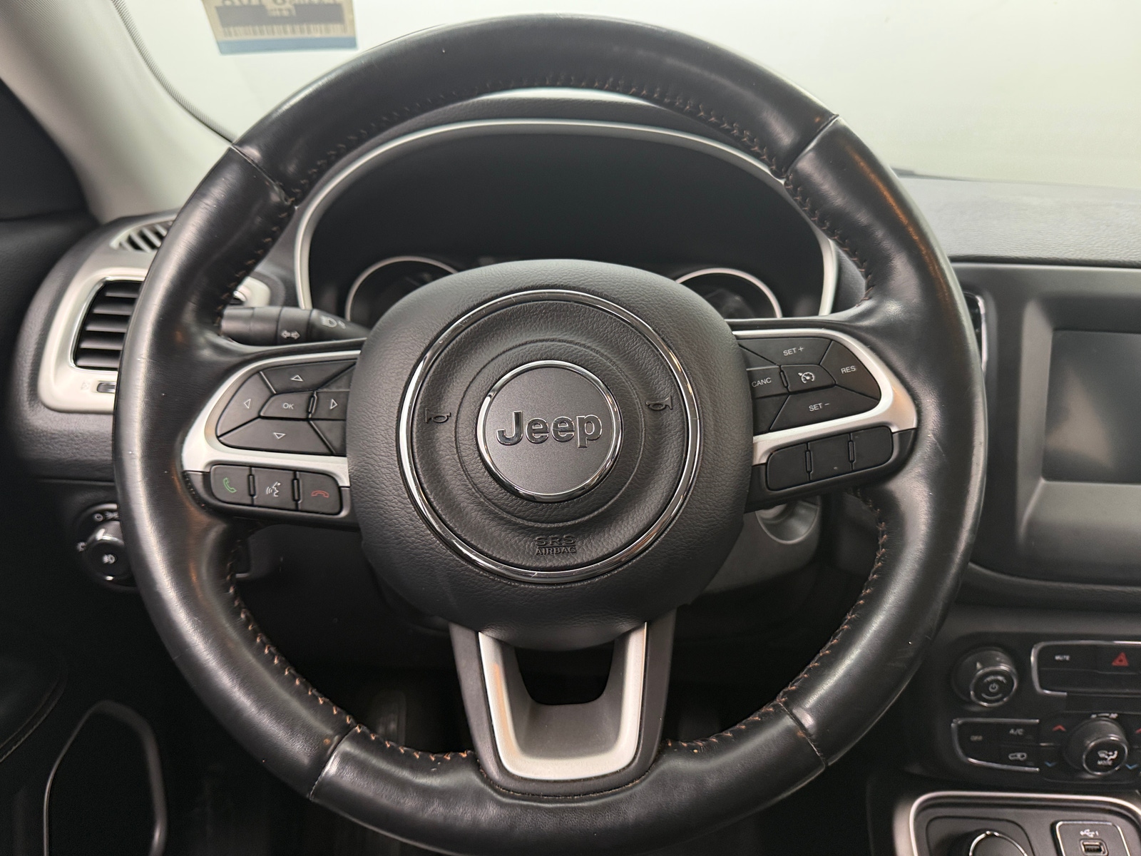 Thumbnail: 2020 Jeep Compass - 5