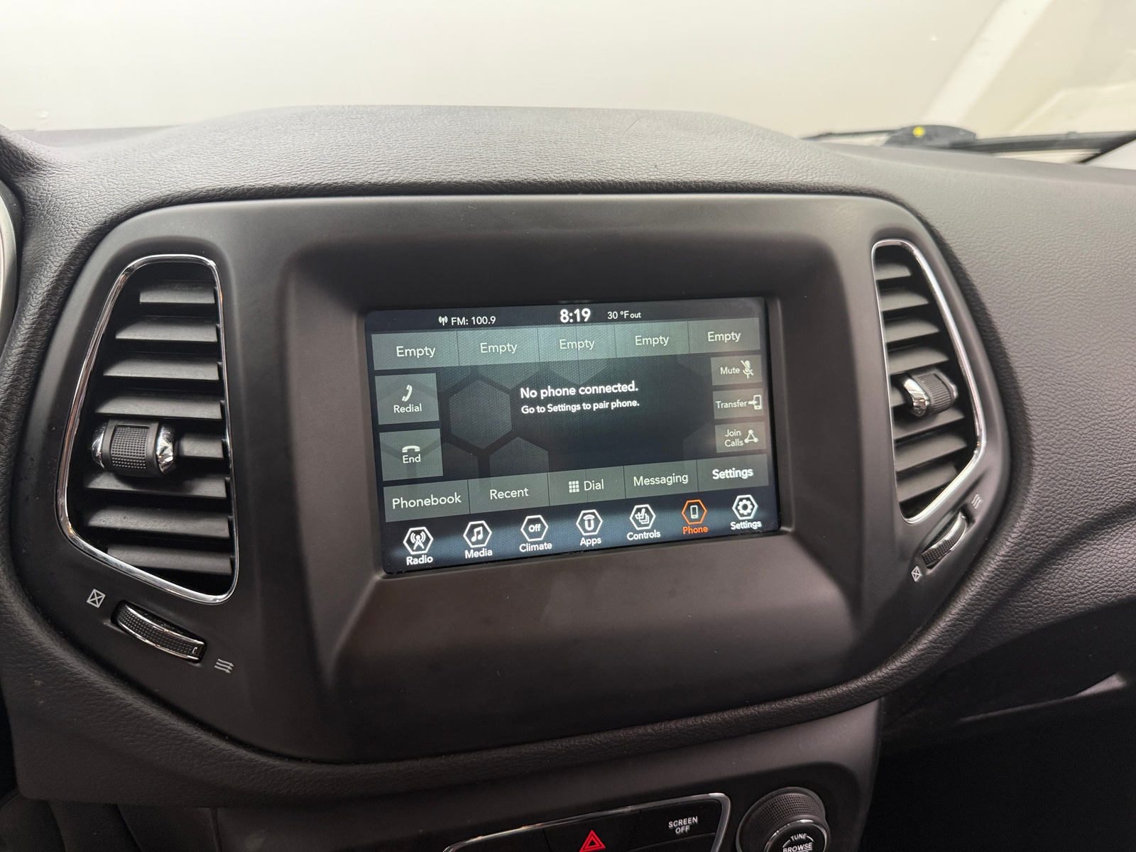 Thumbnail: 2020 Jeep Compass - 4