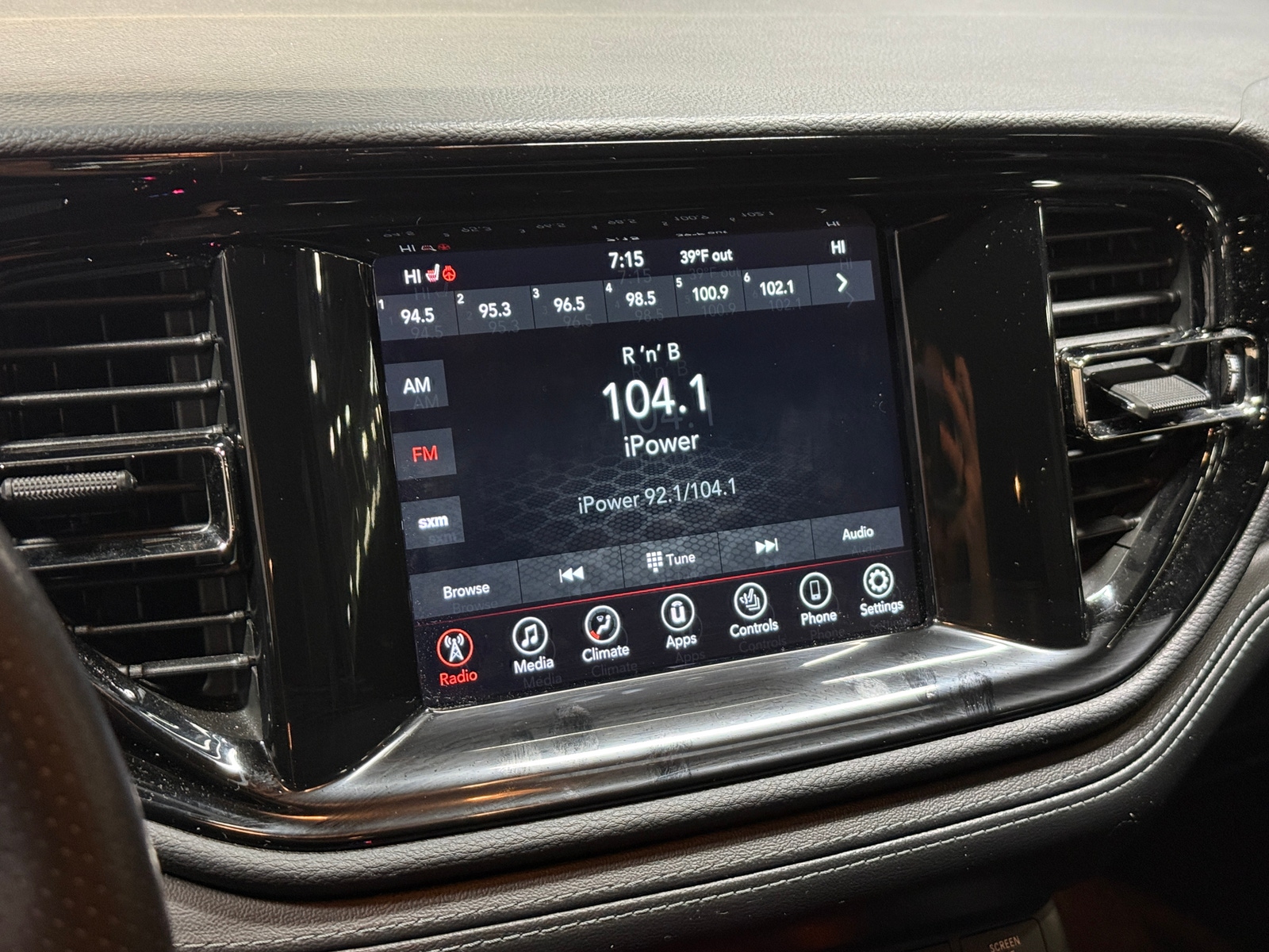 Thumbnail: 2022 Dodge Durango - 4