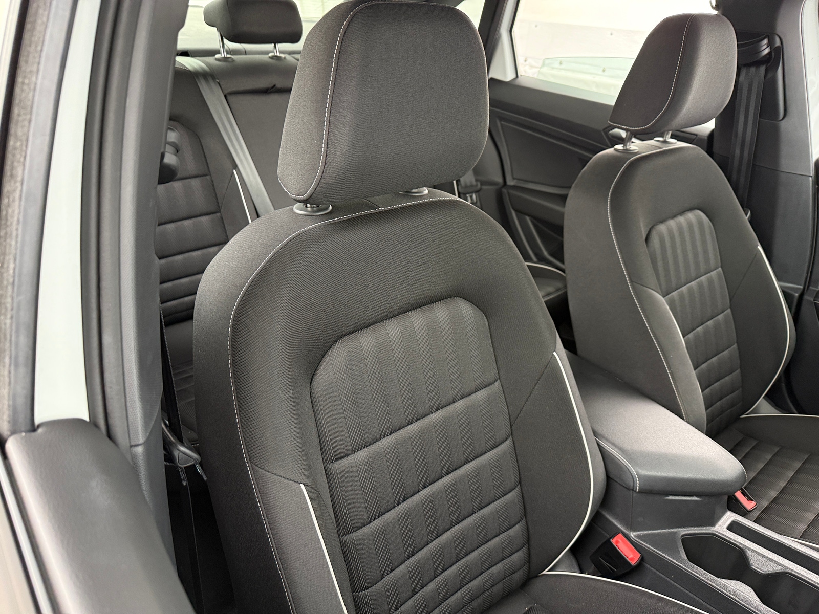 Thumbnail: 2024 Volkswagen Jetta - 2