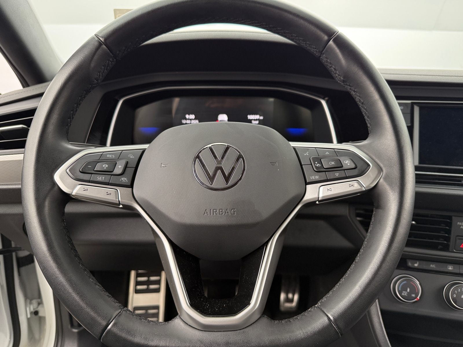 Thumbnail: 2024 Volkswagen Jetta - 5