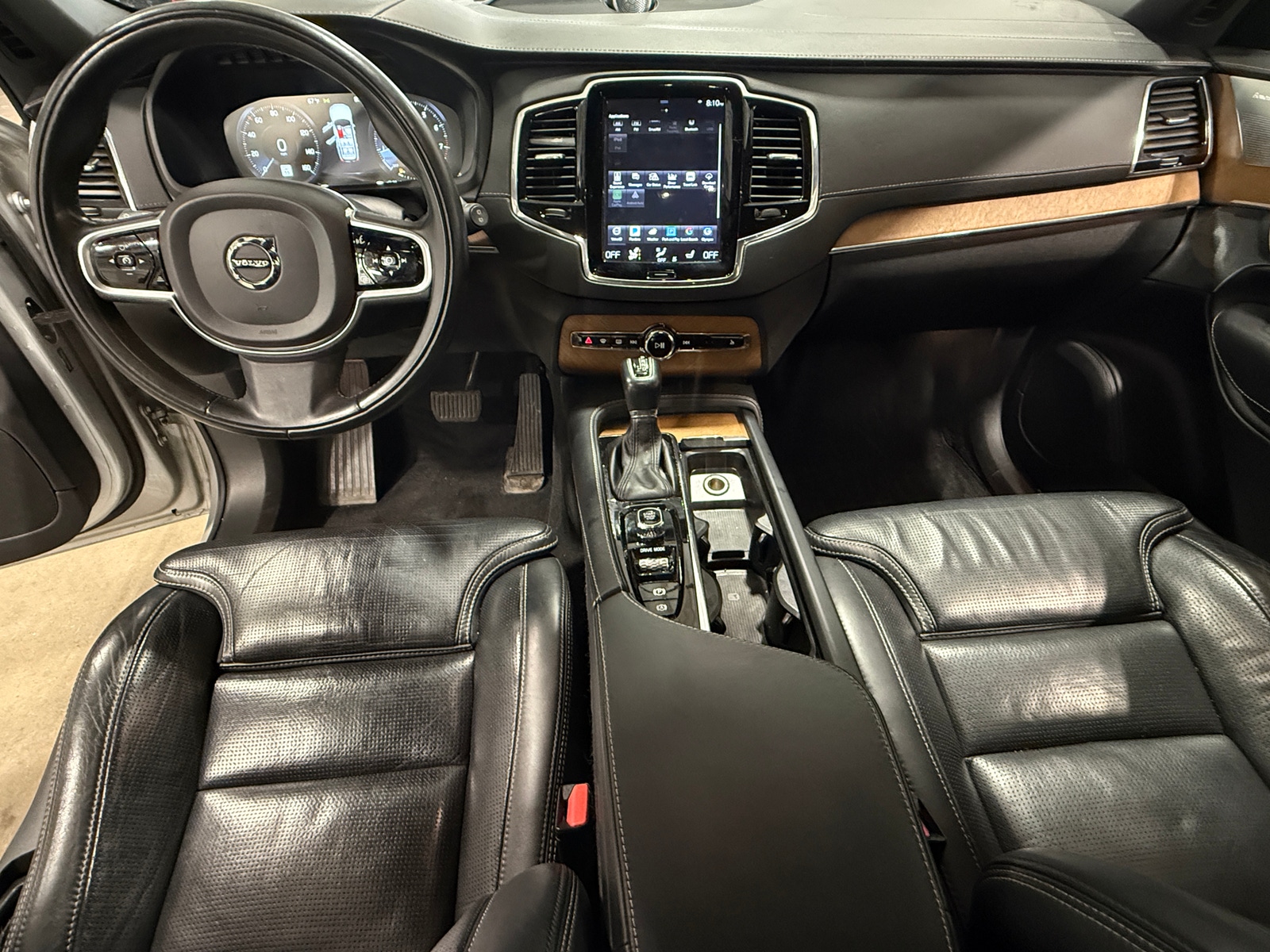 Thumbnail: 2018 Volvo XC90 - 2