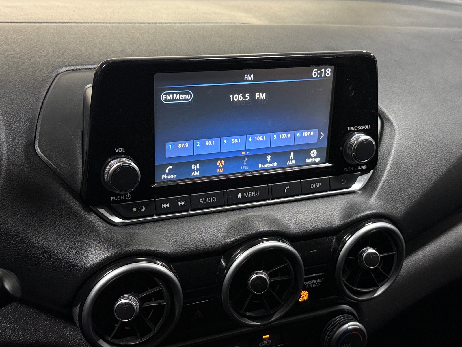 Thumbnail: 2021 Nissan Sentra - 4