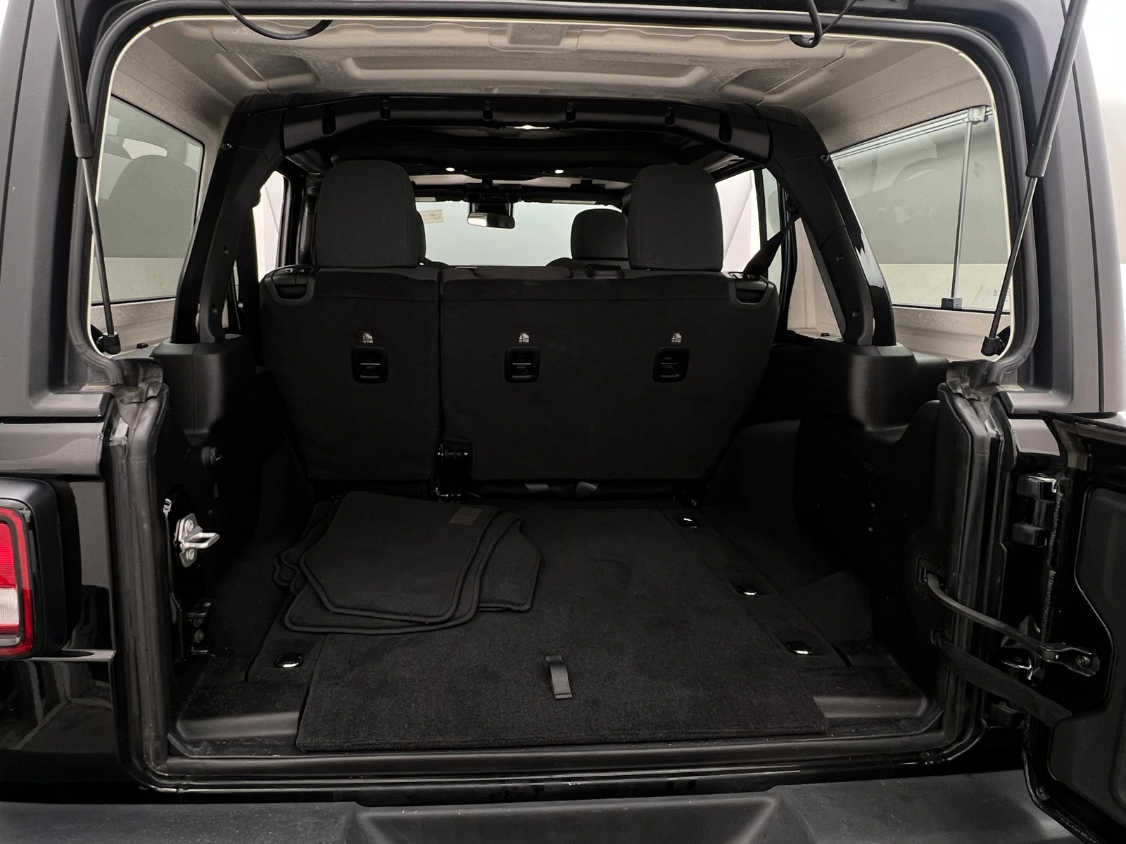 Thumbnail: 2025 Jeep Wrangler - 7