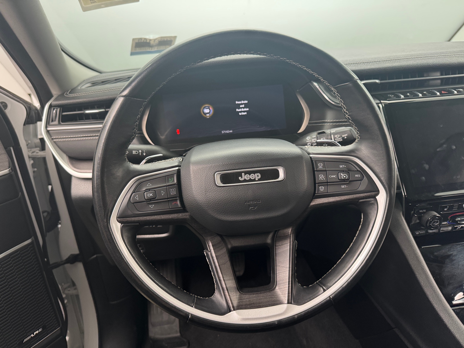 Thumbnail: 2022 Jeep Grand Cherokee L - 4