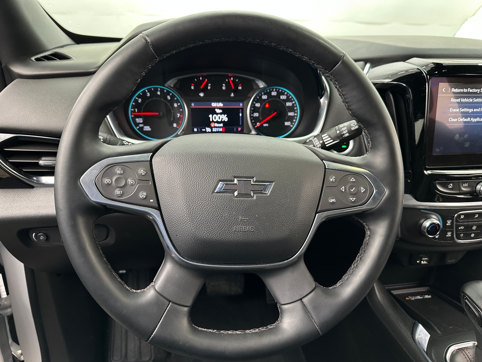 Thumbnail: 2023 Chevrolet Traverse - 4