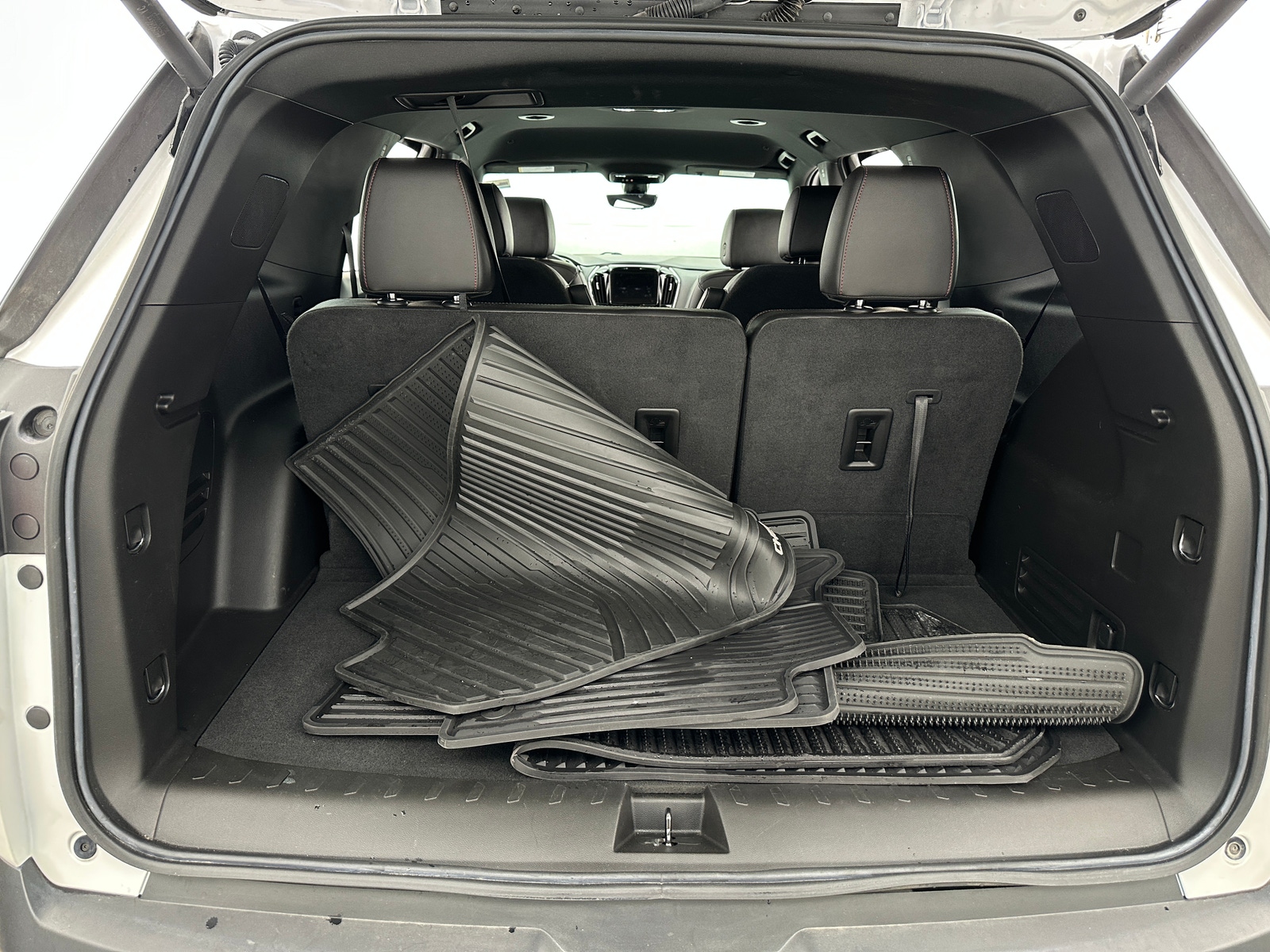 Thumbnail: 2023 Chevrolet Traverse - 6