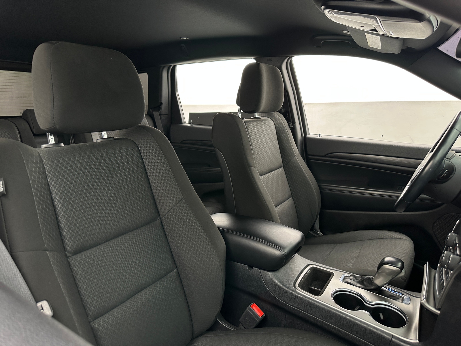 Thumbnail: 2020 Jeep Grand Cherokee - 2