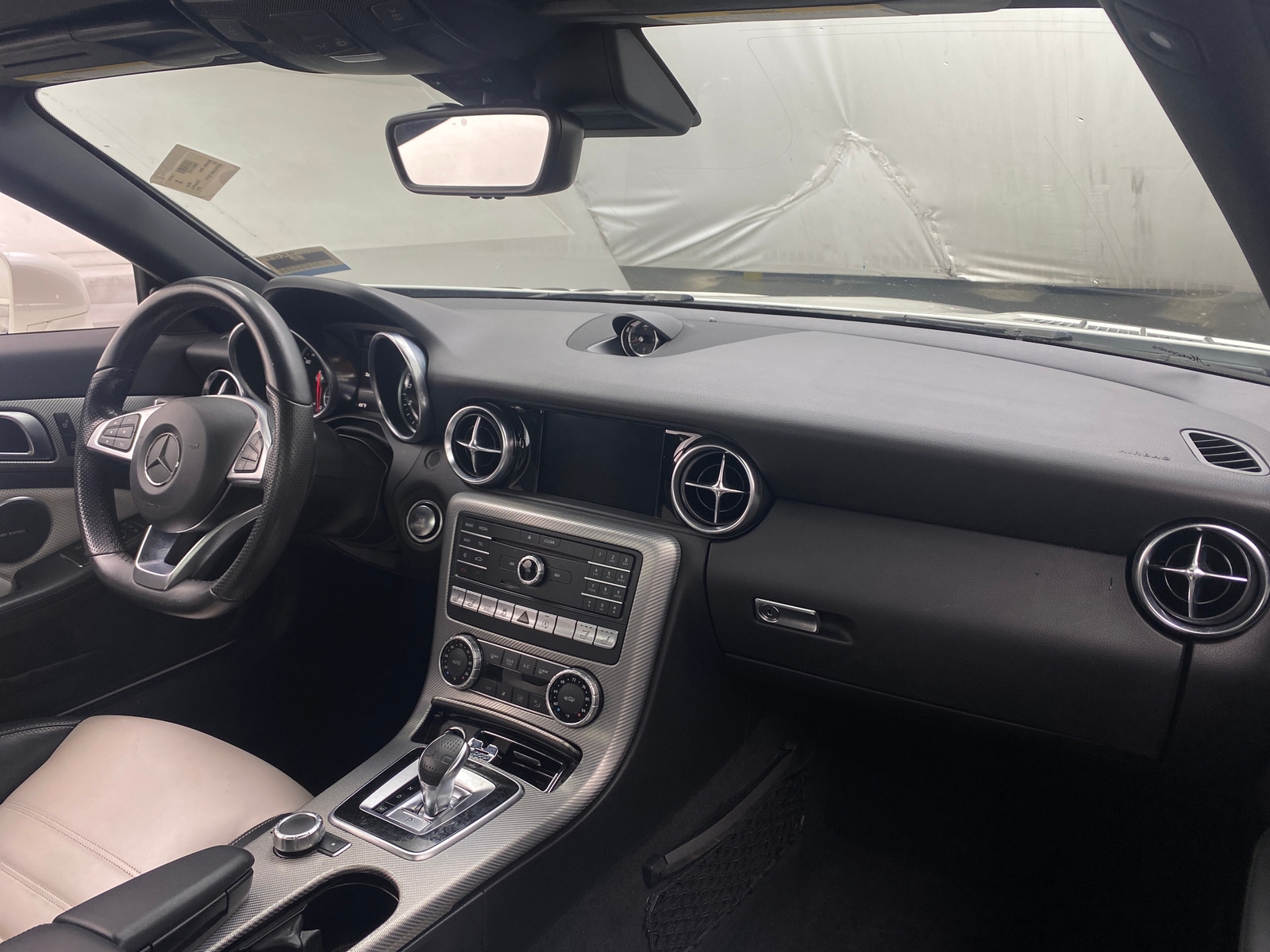 Thumbnail: 2017 Mercedes-Benz SLC - 2