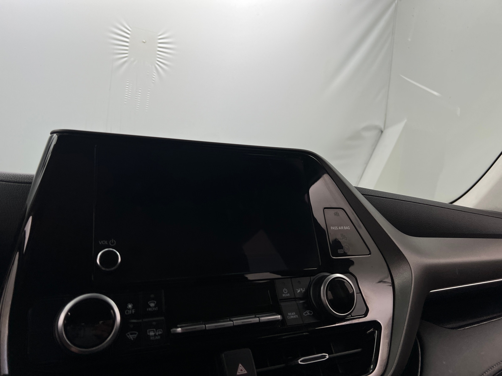 Thumbnail: 2023 Toyota Highlander - 4