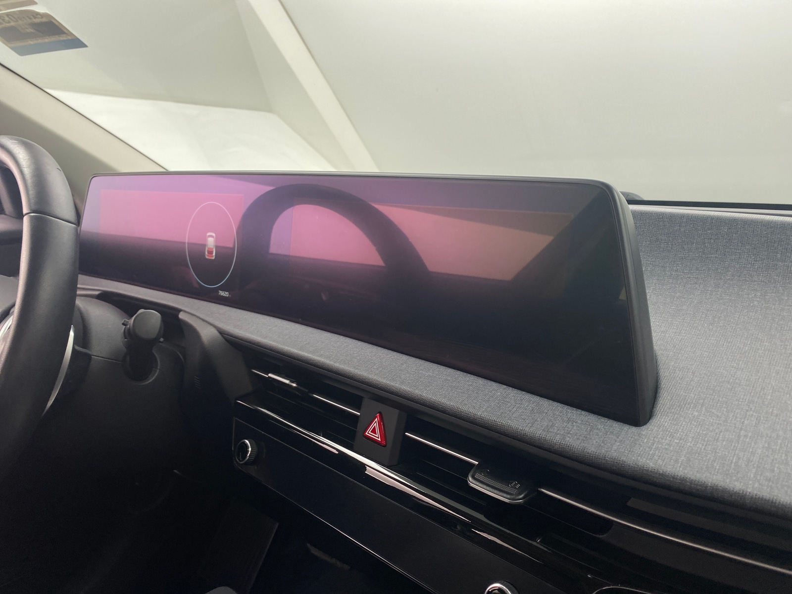 Thumbnail: 2022 Kia EV6 - 3