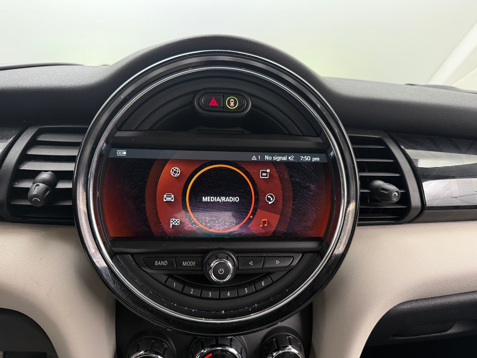 Thumbnail: 2021 MINI Cooper Hardtop - 3