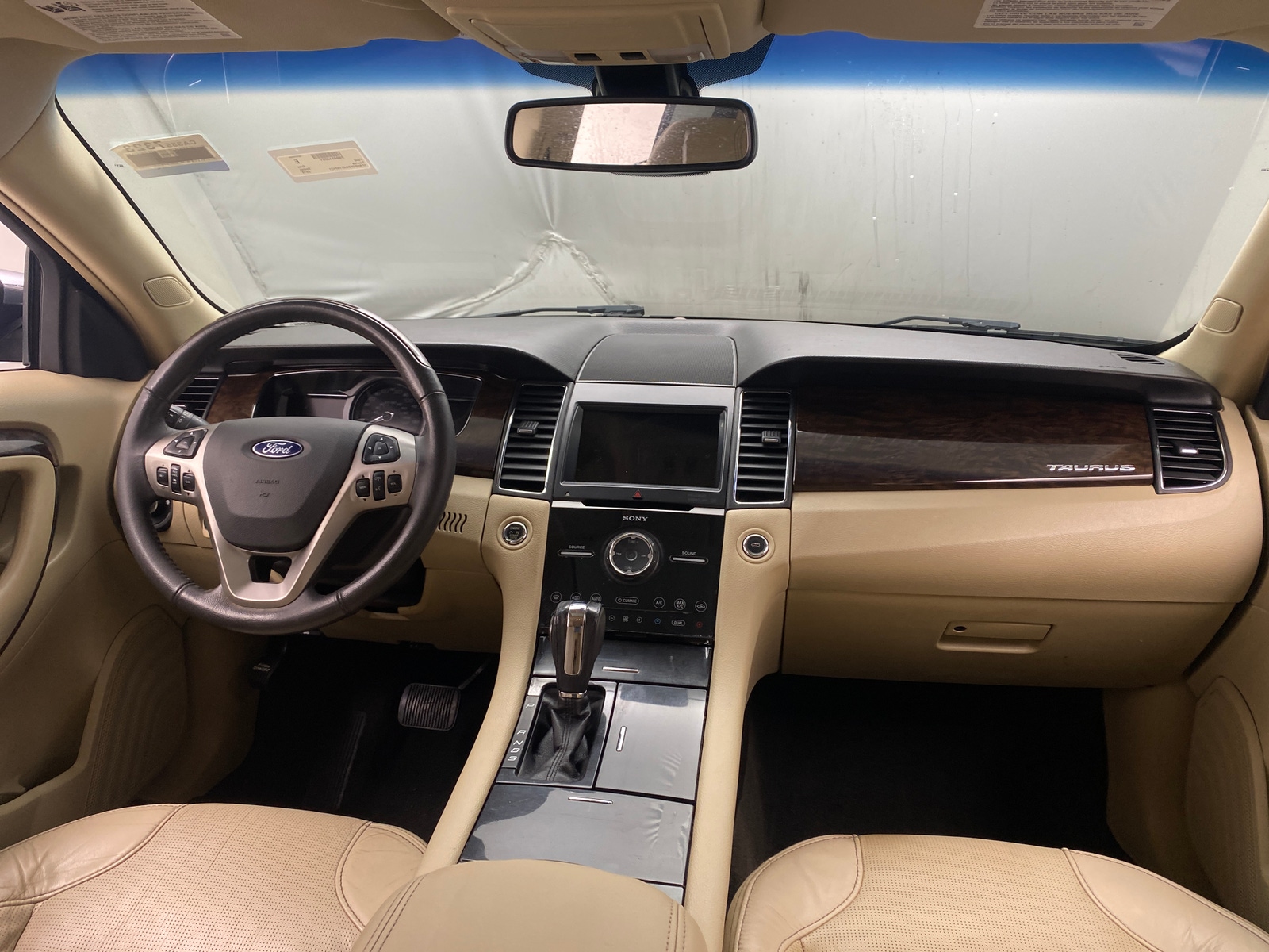 Thumbnail: 2018 Ford Taurus - 2