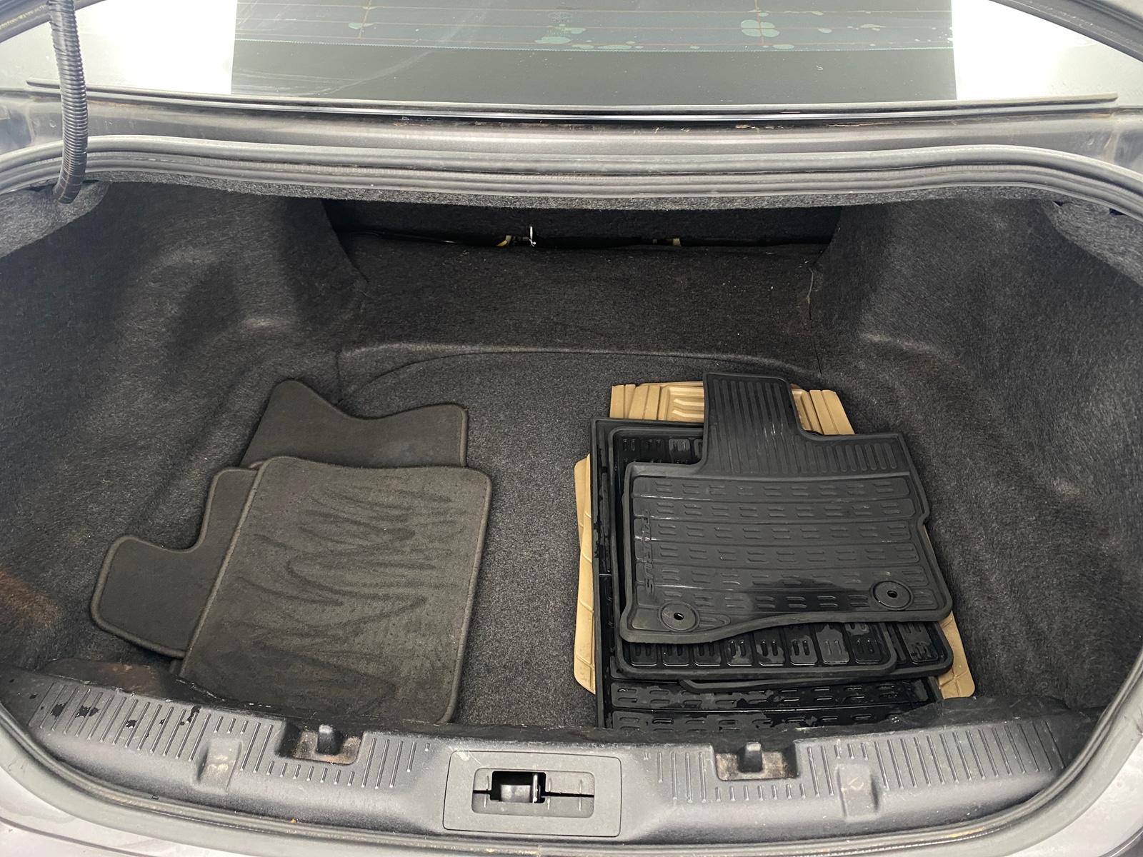 Thumbnail: 2018 Ford Taurus - 6