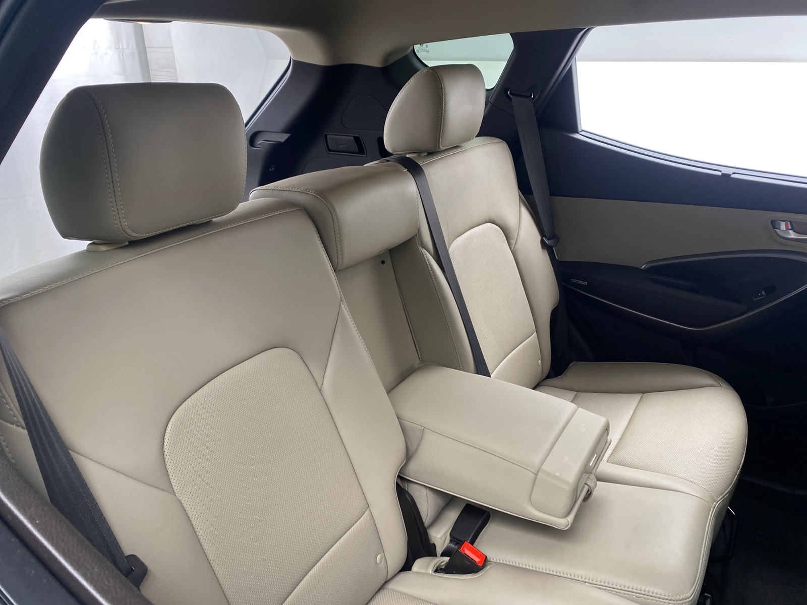 Thumbnail: 2017 Hyundai Santa Fe - 6