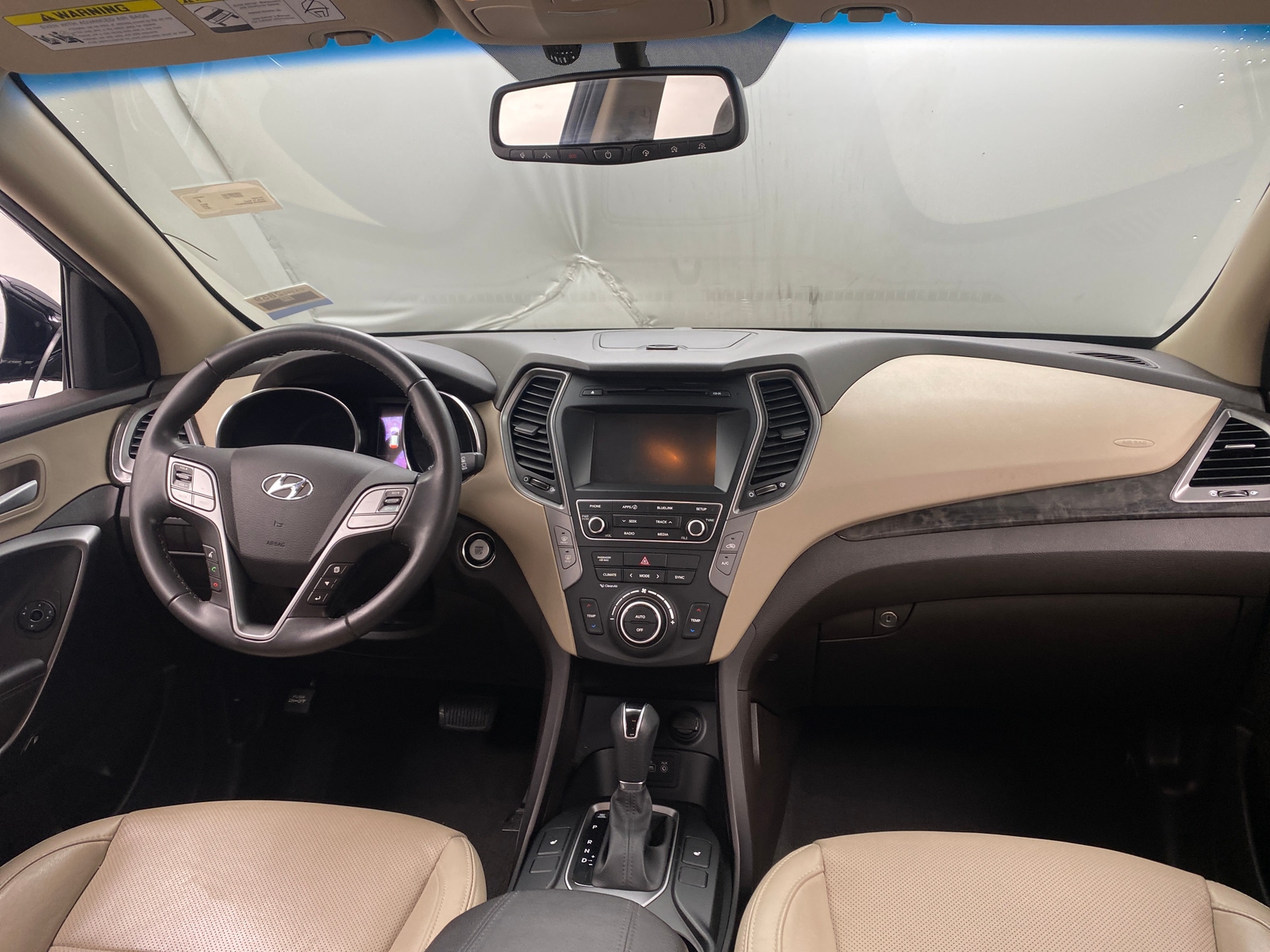 Thumbnail: 2017 Hyundai Santa Fe - 3