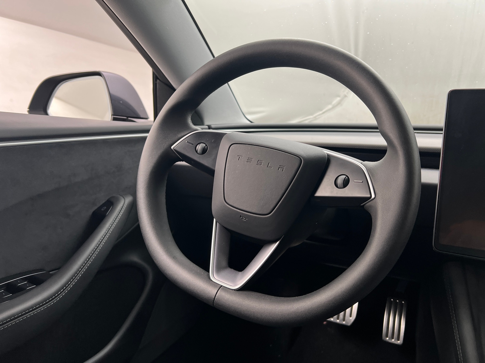 Thumbnail: 2025 Tesla Model 3 - 3