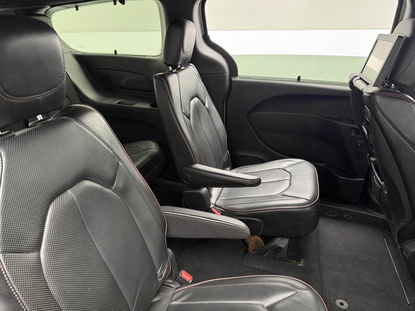 Thumbnail: 2020 Chrysler Pacifica - 5