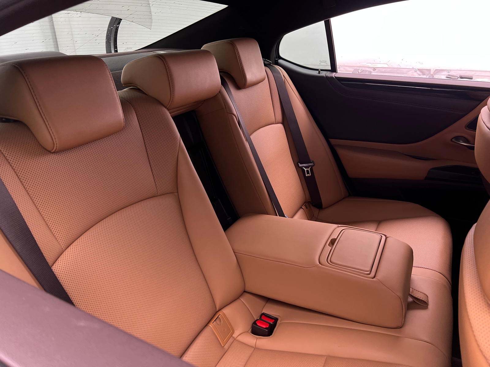 Thumbnail: 2021 Lexus ES - 5