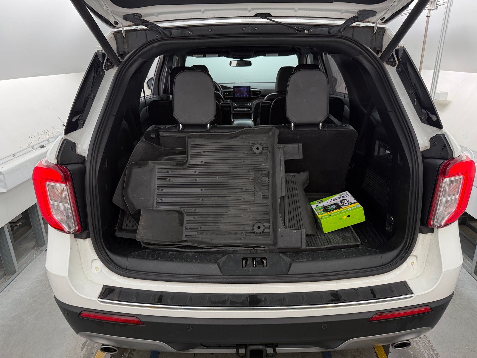 Thumbnail: 2020 Ford Explorer - 6